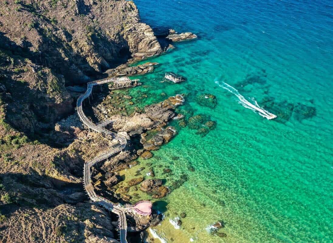 10 Amazing Beaches Across Vietnam 4