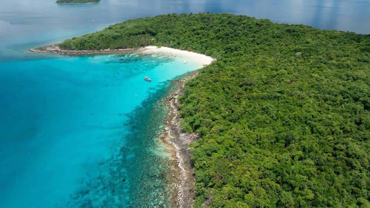 Island getaways and beach resorts in Cambodia 19
